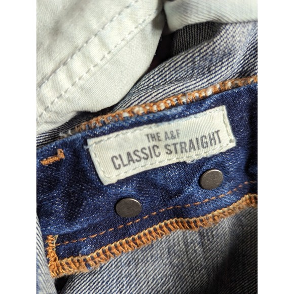 ABERCROMBIE & FITCH Distressed Destroyed Classic Straight Leg Jean 32 x 32 - Picture 8 of 10